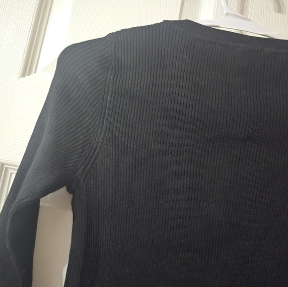 Ribbed Fitted Cutout 3/4 Sleeve Black Knit Sweater Top by Carmen Marc Valvo, EUC - Picture 7 of 8